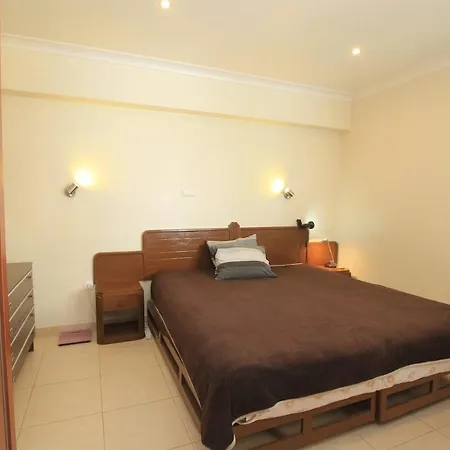 Da Rocha Wi-fi 026 Apartment