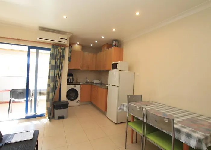 Appartamento Da Rocha Wi-fi 026 *